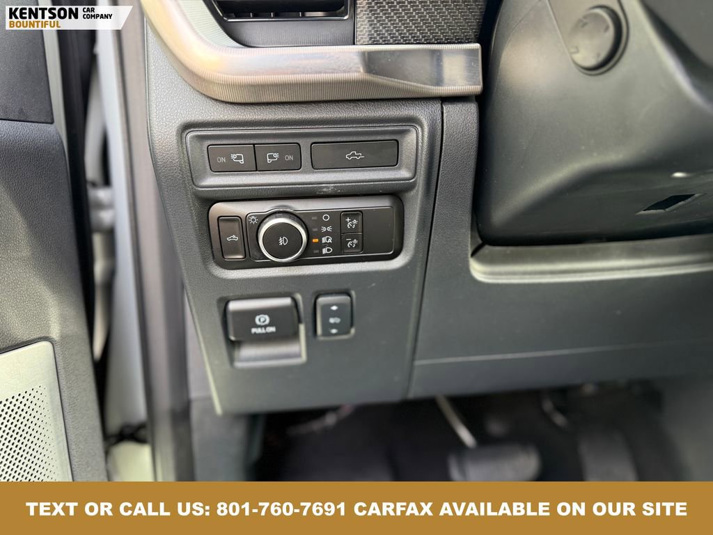 Used 2023 Ford F150 Raptor w/ Raptor Carbon Fibre Package image 20