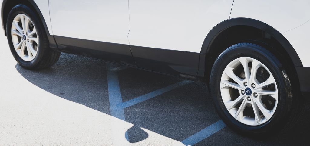 Used 2019 Ford Escape SE image 20