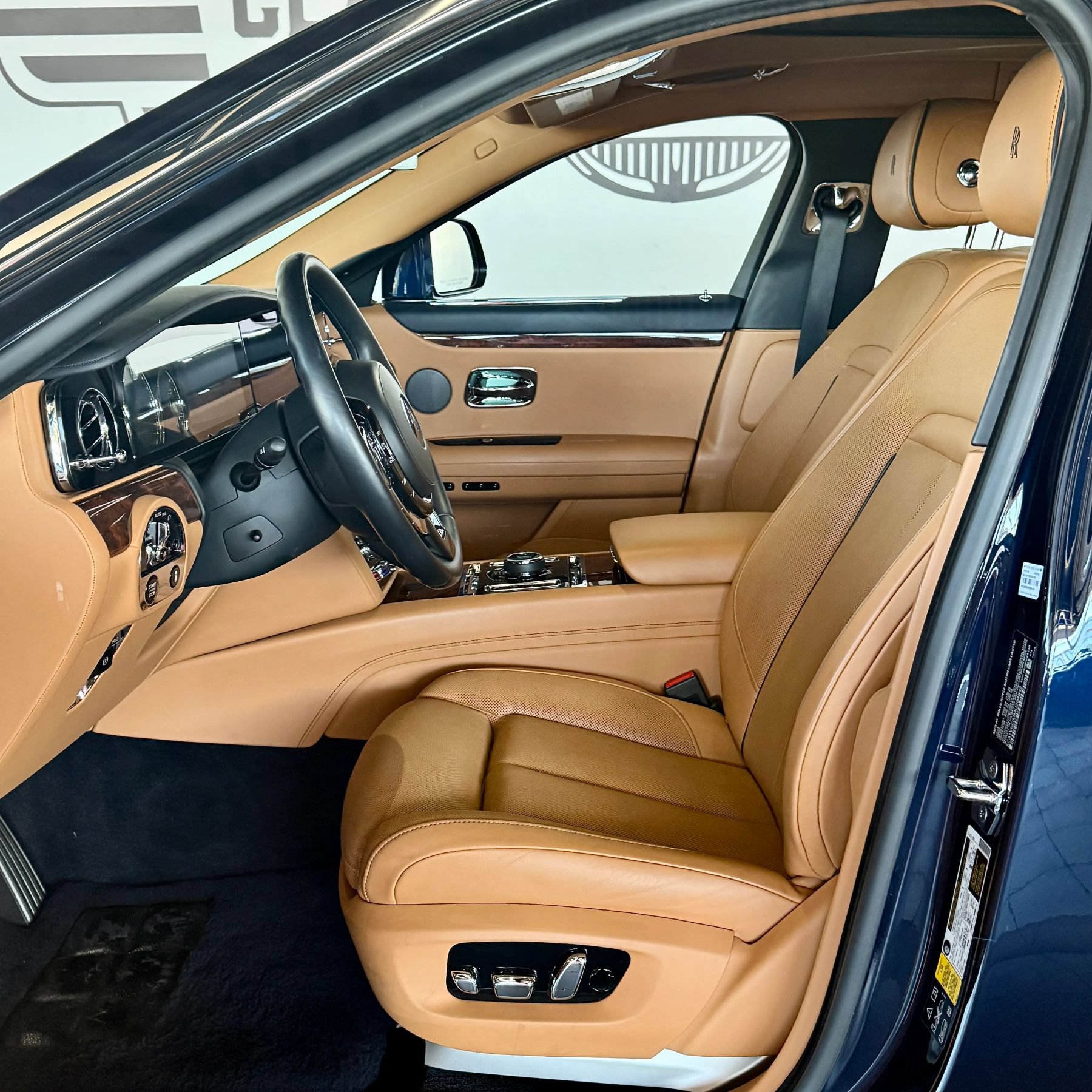 Used 2021 Rolls-Royce Ghost AWD/4WD image 12