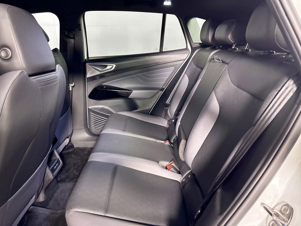 Certified 2023 Volkswagen ID.4 Pro S image 21