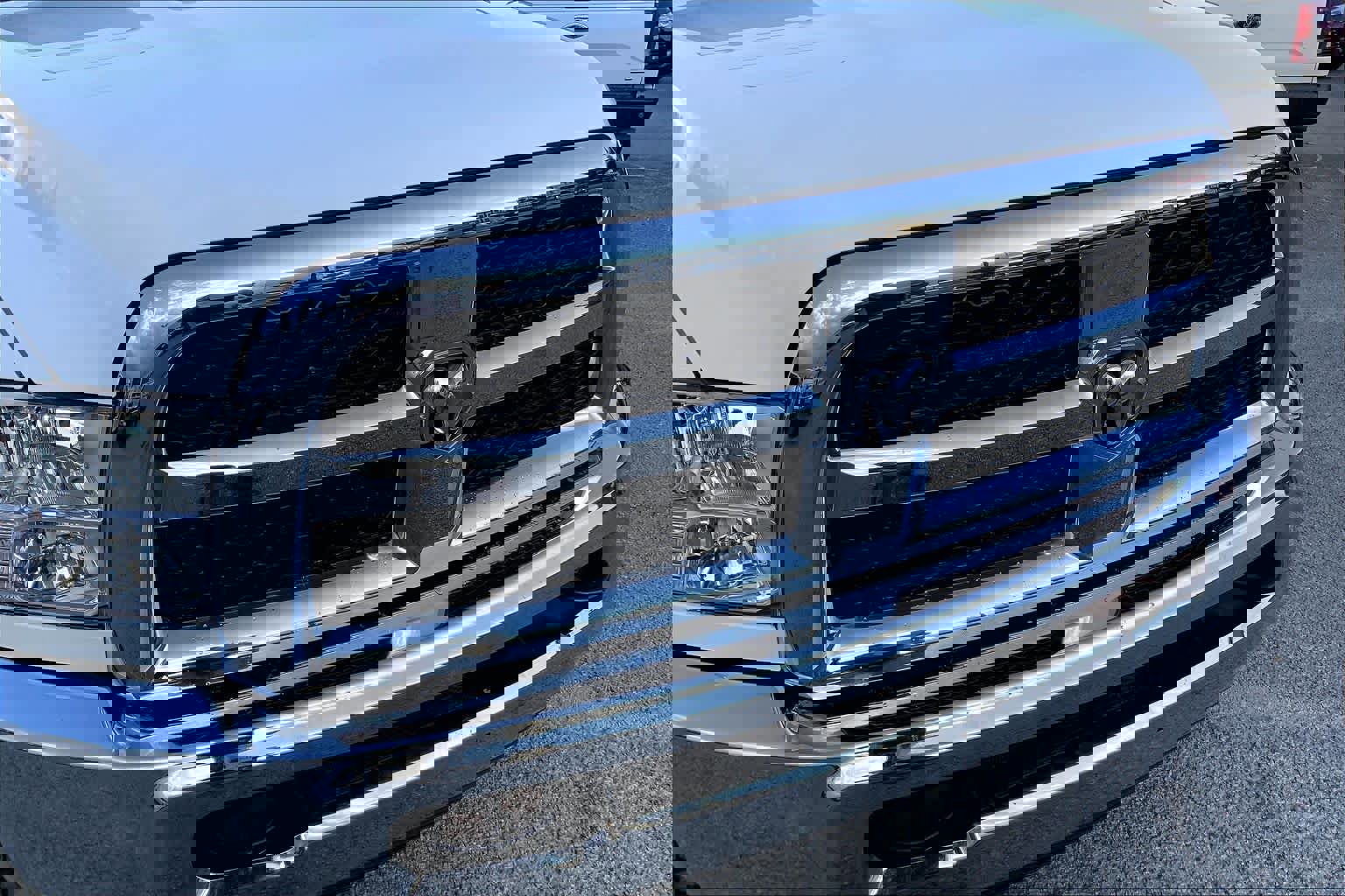 Used 2018 RAM 2500 Tradesman image 29