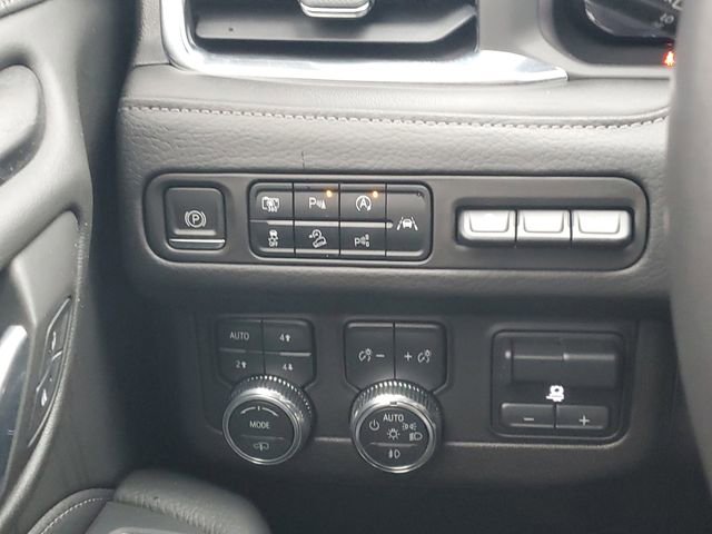 Certified 2023 GMC Yukon Denali w/ Denali Reserve Package AWD/4WD image 18