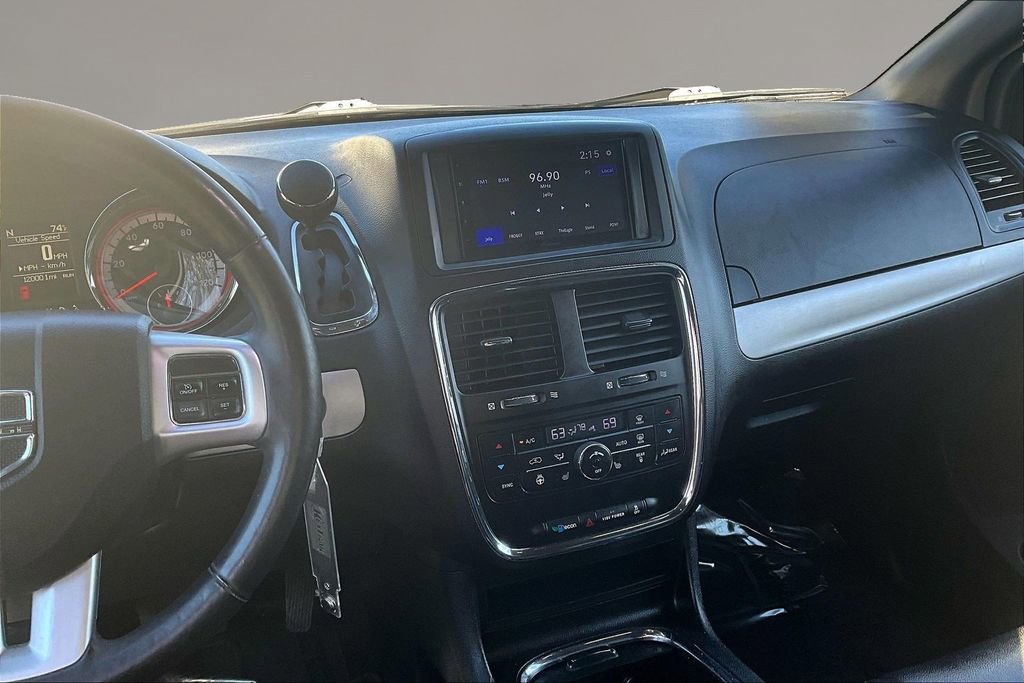 Used 2017 Dodge Grand Caravan GT image 9