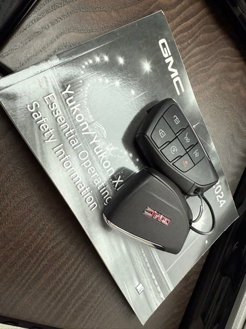 Used 2024 GMC Yukon XL Denali w/ Advanced Technology Package image 68