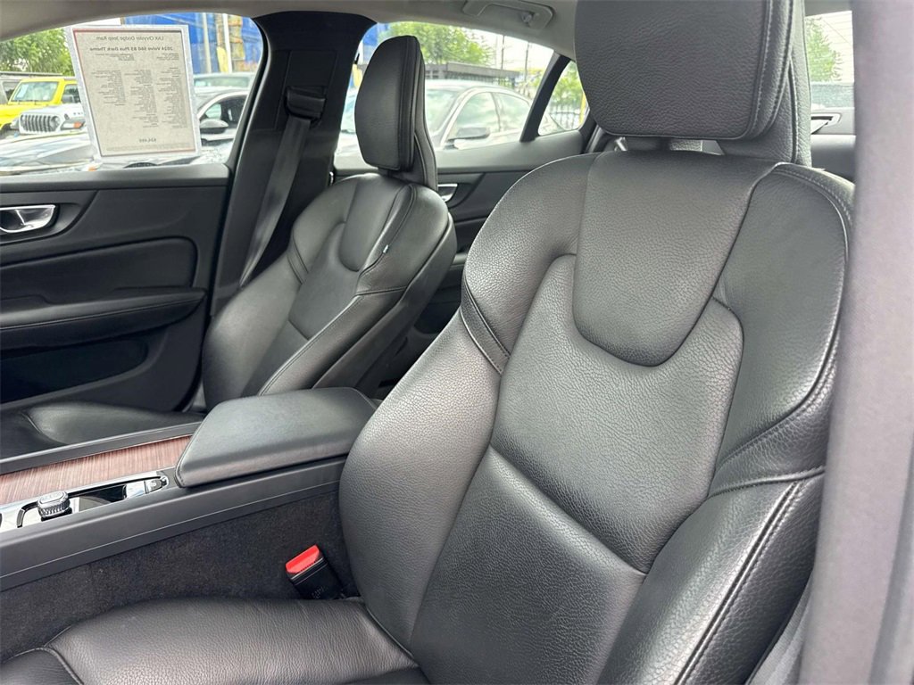 Used 2024 Volvo S60 B5 Plus image 22