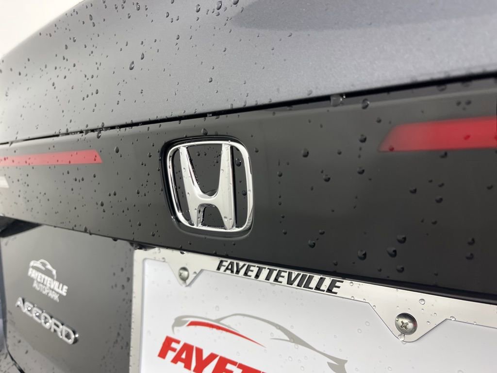 New 2025 Honda Accord SE image 17