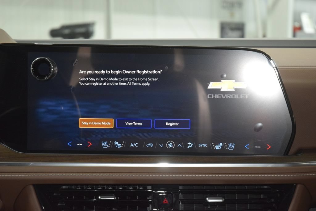 New 2026 Chevrolet Suburban High Country AWD/4WD image 33