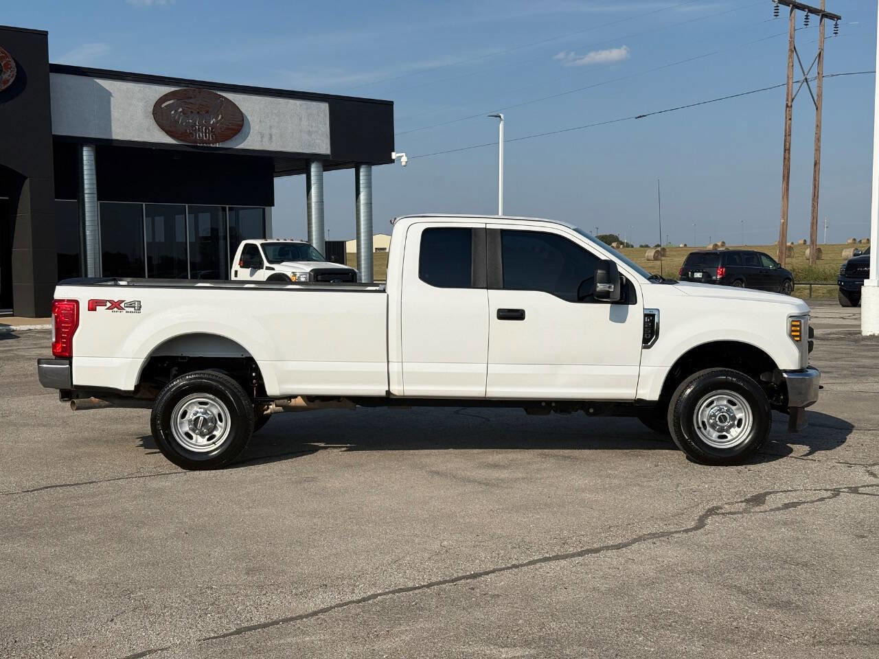 Used 2019 Ford F250 XL w/ XL Value Package image 4