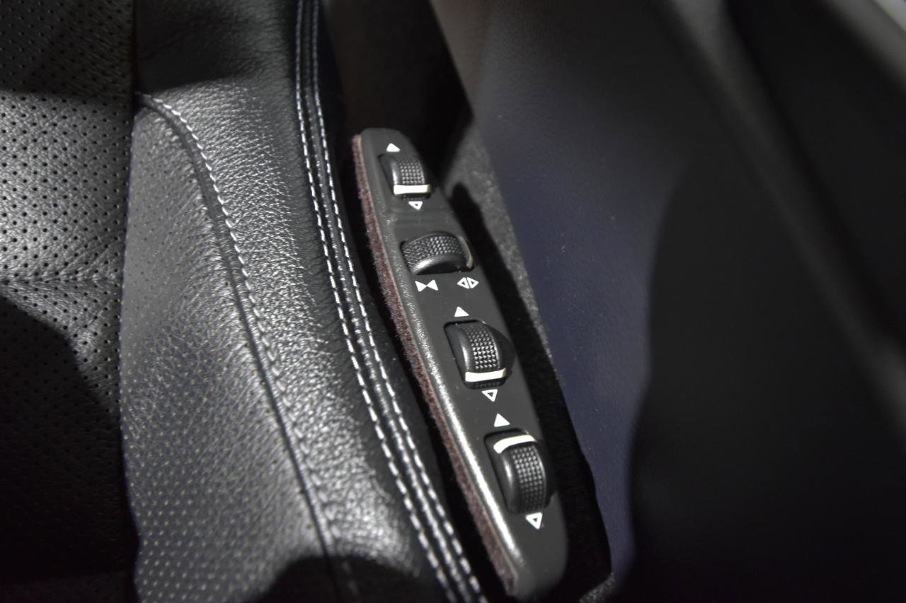 Used 2017 Mercedes-Benz E 400 4MATIC Coupe image 35