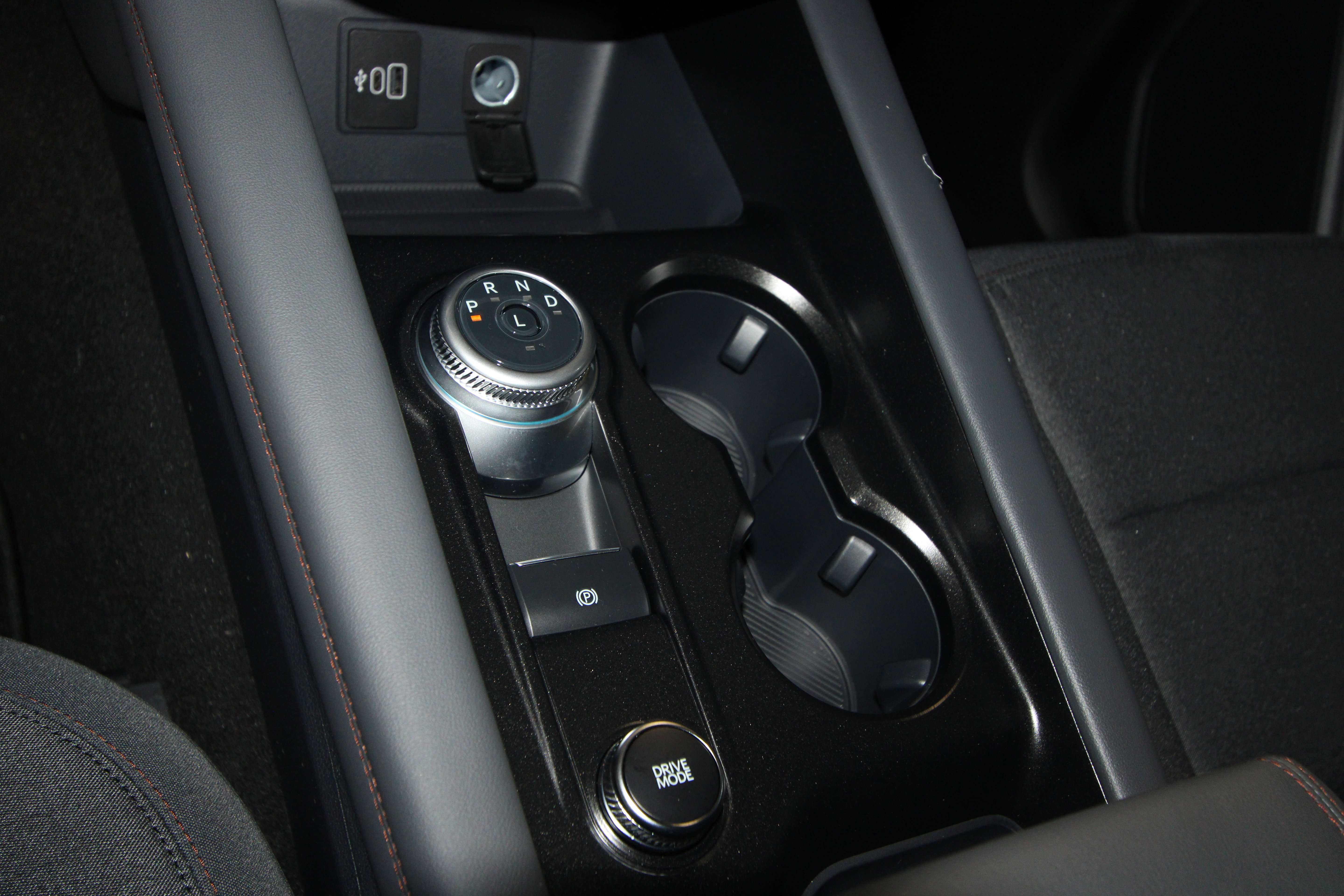 New 2026 Ford Explorer Active image 13