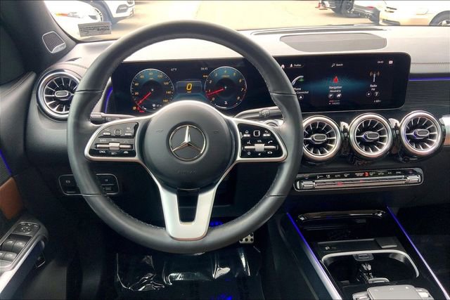 Certified 2023 Mercedes-Benz GLB 250 4MATIC image 4