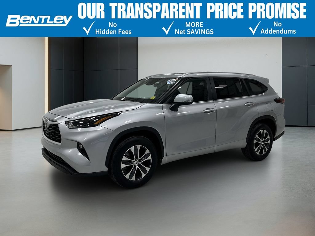 Used 2025 Toyota Highlander XLE