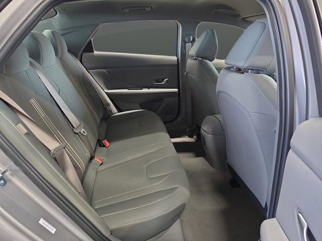 New 2026 Hyundai Elantra Sport image 33