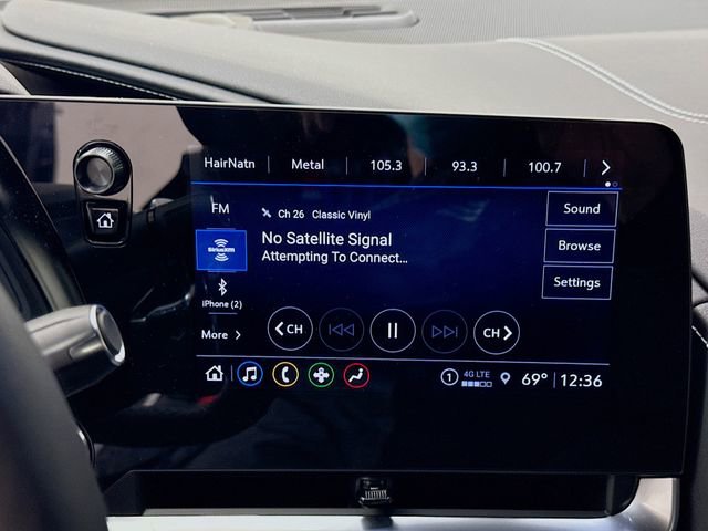 Used 2023 Chevrolet Corvette Stingray Coupe w/ Z51 Performance Package image 18