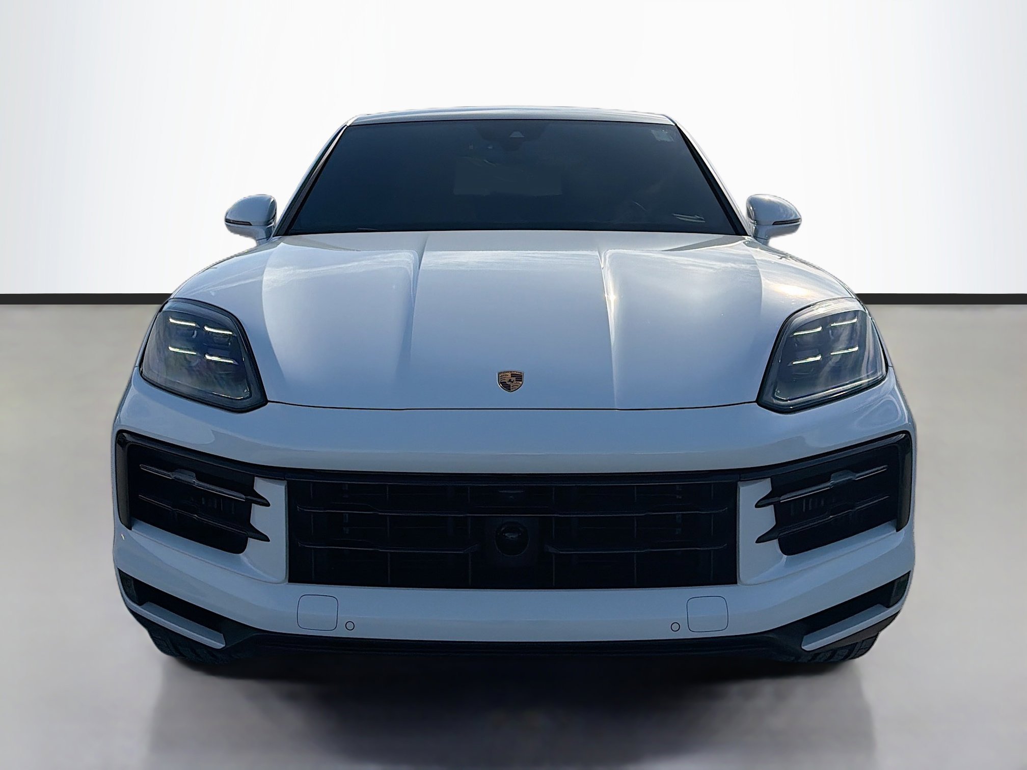 Used 2024 Porsche Cayenne S image 8