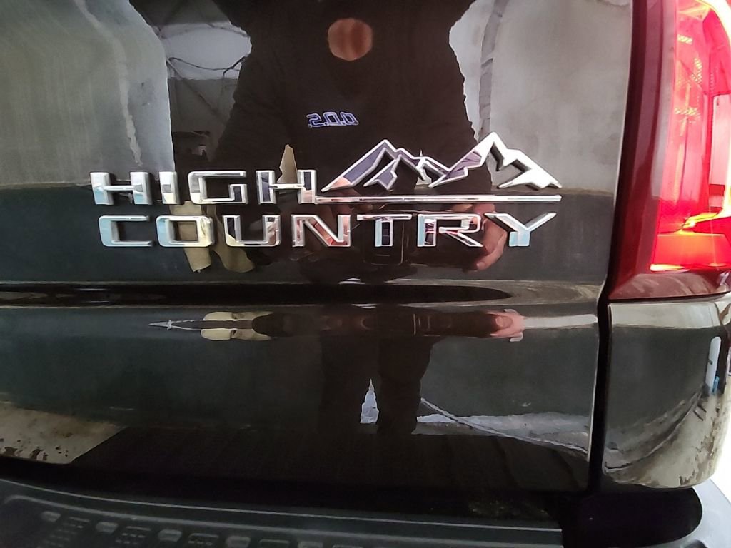 Used 2019 Chevrolet Silverado 1500 High Country w/ Technology Package image 43