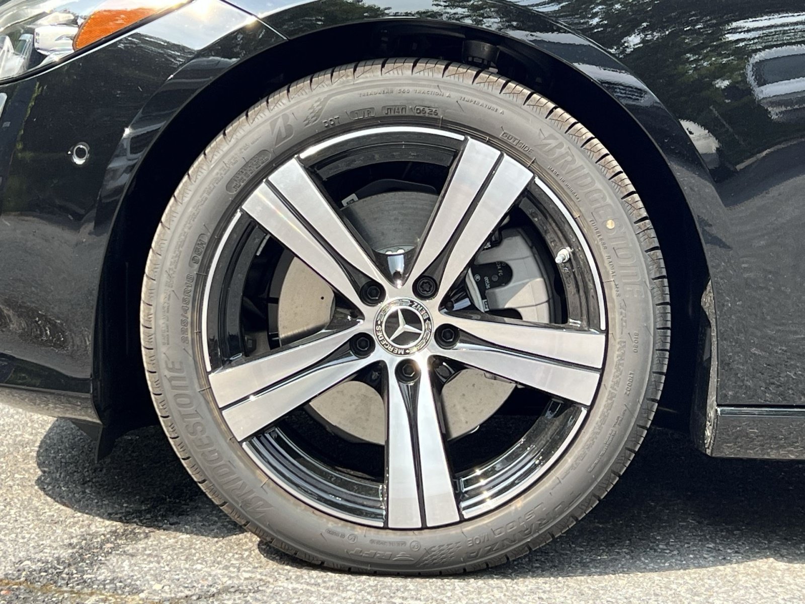 New 2026 Mercedes-Benz C 300 4MATIC Sedan image 17