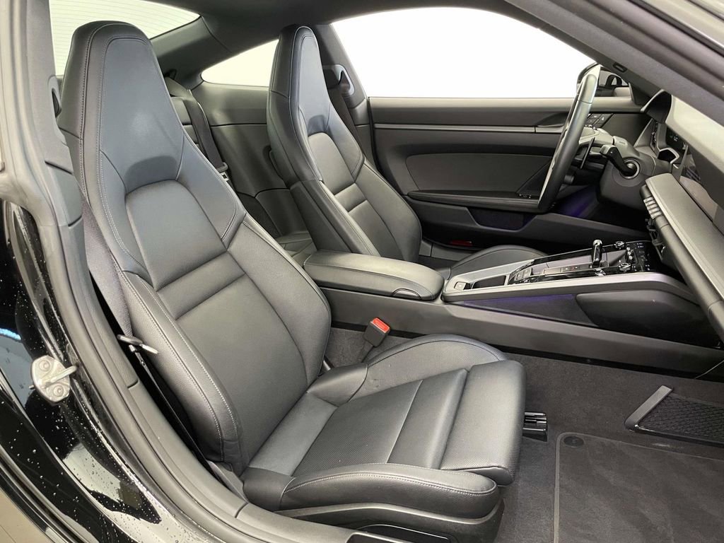 Certified 2025 Porsche 911 Carrera image 21