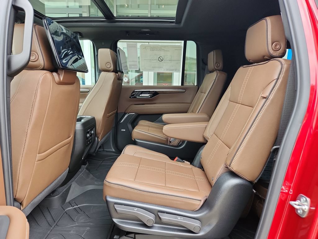 New 2026 Chevrolet Suburban High Country AWD/4WD image 27