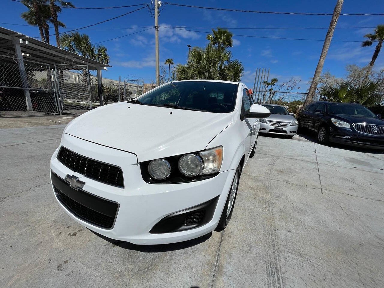 Used 2014 Chevrolet Sonic LT FWD image 16