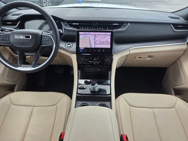 Certified 2024 Jeep Grand Cherokee Limited w/ Luxury Tech Group II image 7