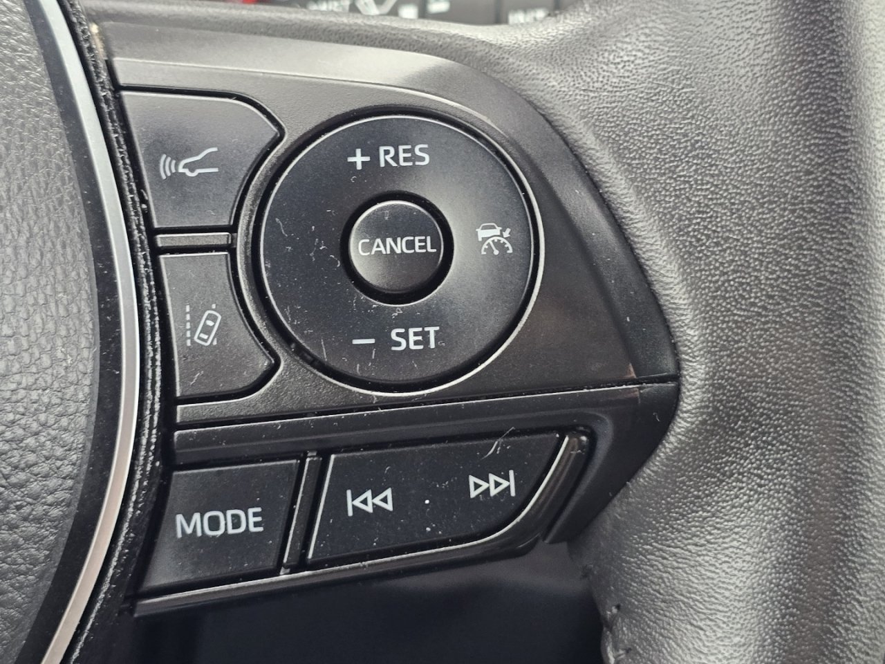 Certified 2025 Toyota RAV4 XLE w/ Weather Package FWD image 30