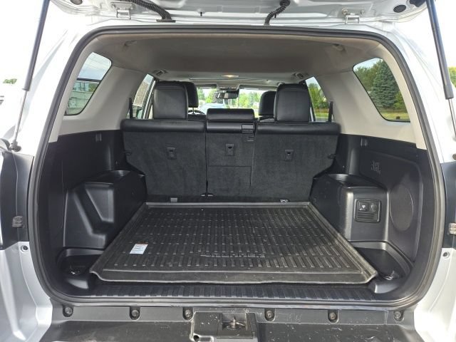 Used 2023 Toyota 4Runner Limited AWD/4WD image 13