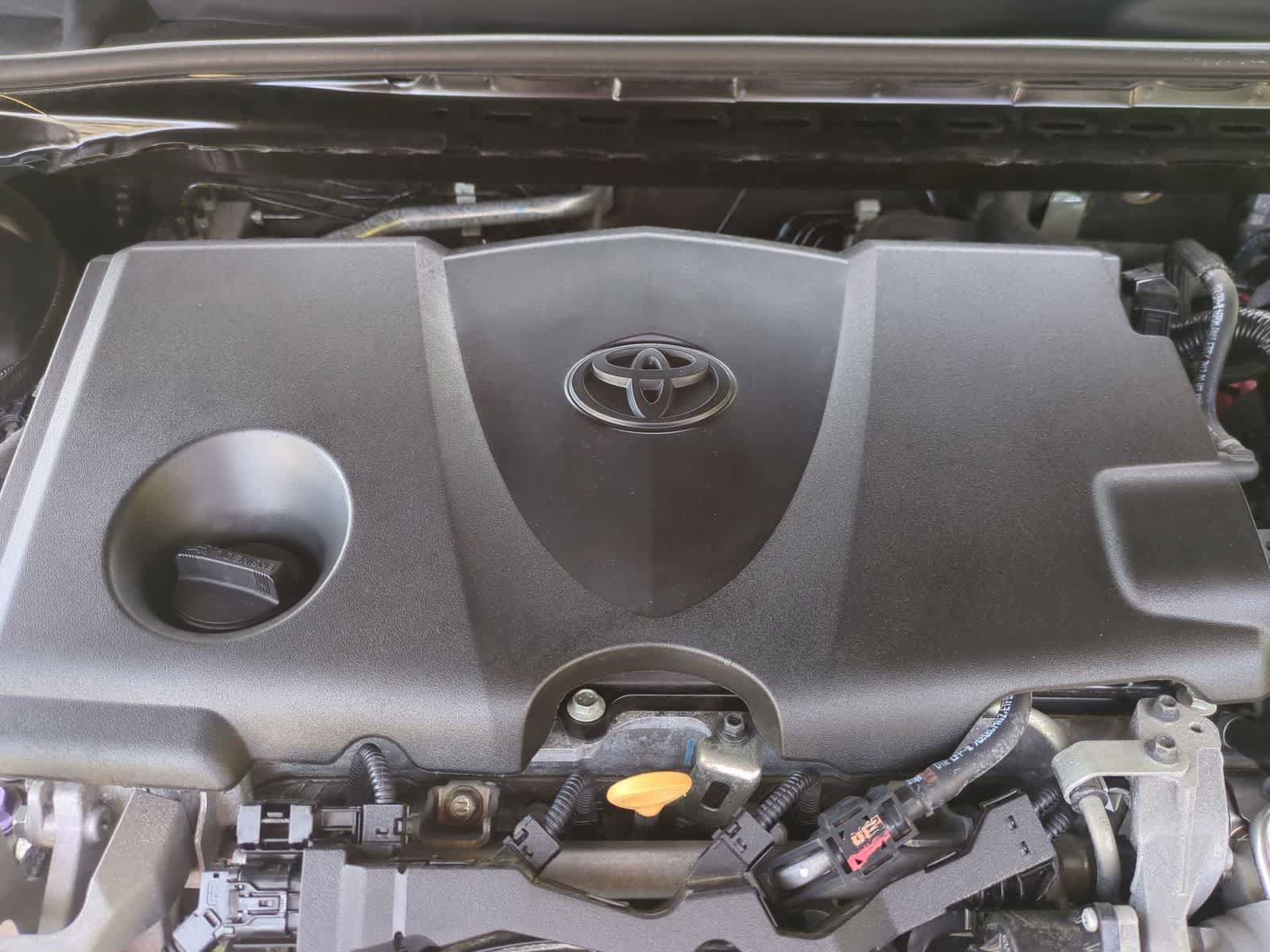 Used 2018 Toyota Camry XLE w/ Audio Package FWD image 13