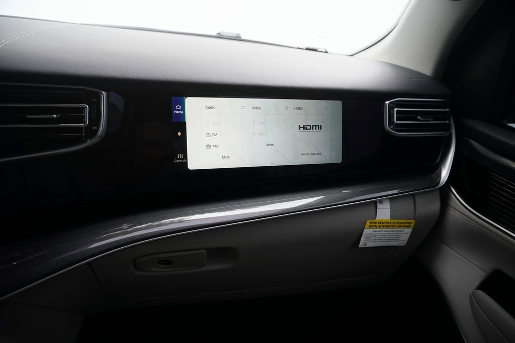 Used 2023 Jeep Wagoneer 4WD w/ Premium Group I image 26