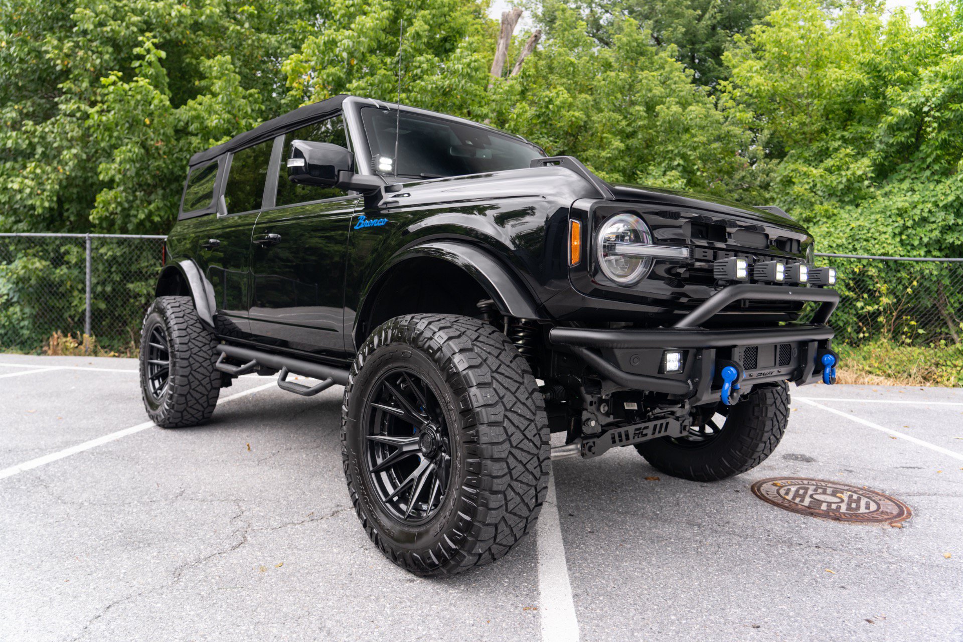 Used 2024 Ford Bronco Outer Banks AWD/4WD image 12