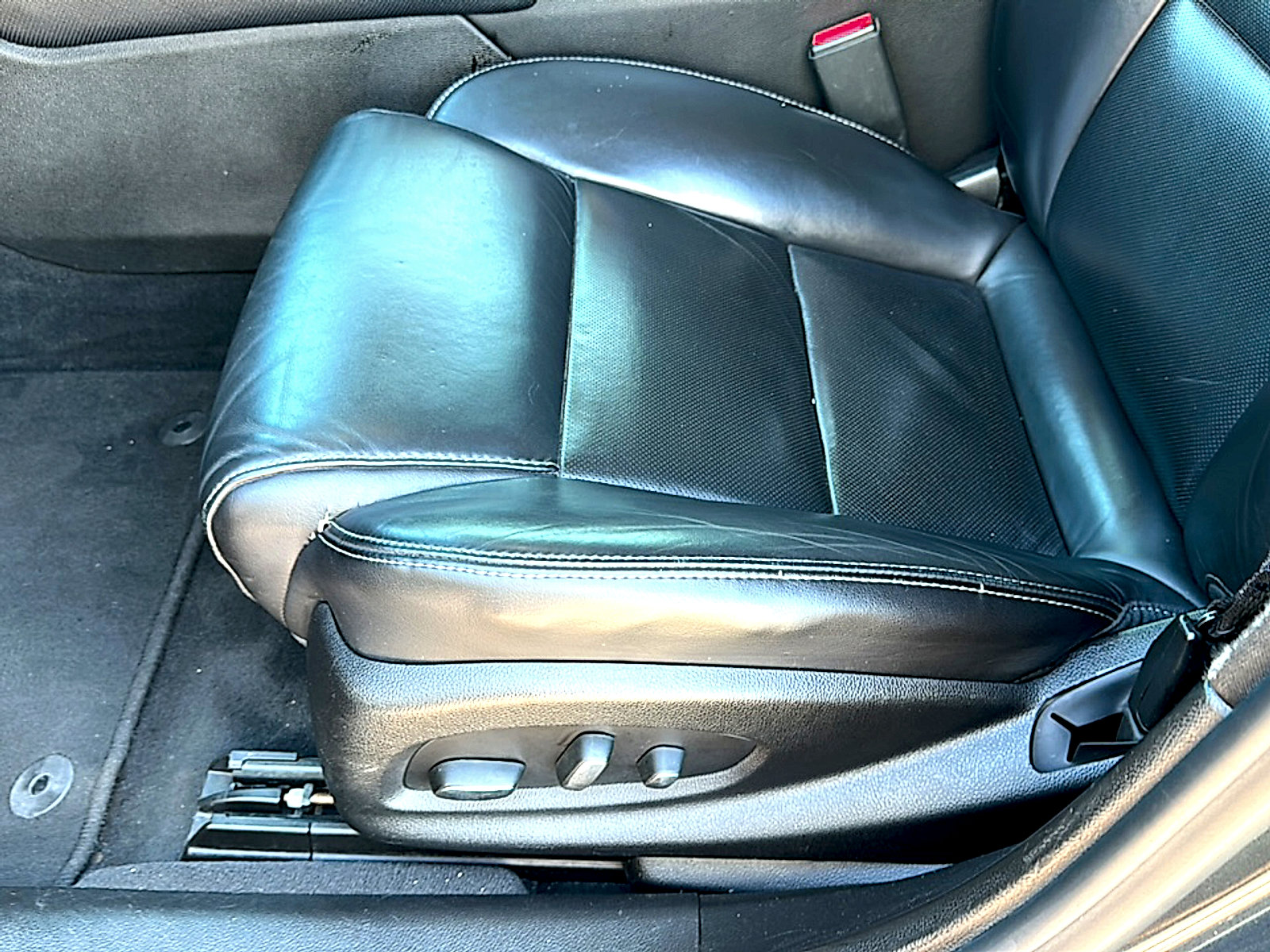 Used 2017 Cadillac XTS Luxury image 15