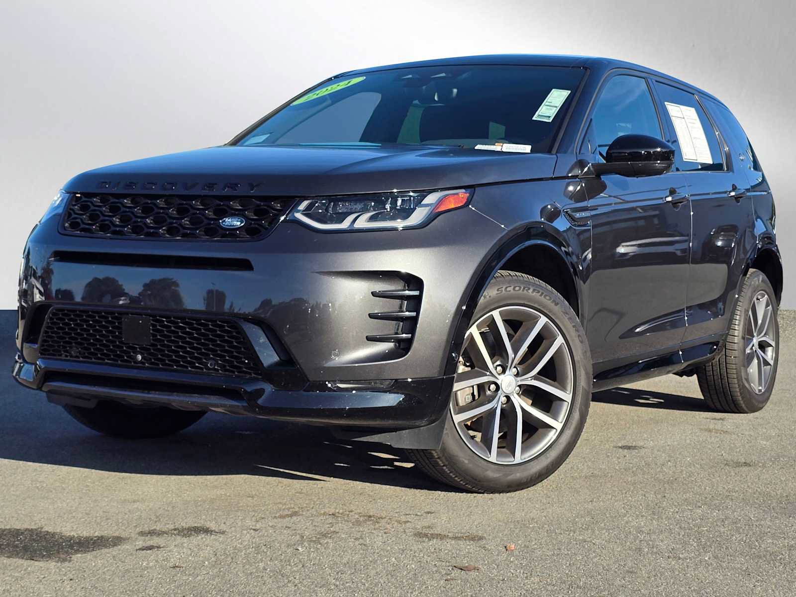 Used 2024 Land Rover Discovery Sport Dynamic SE