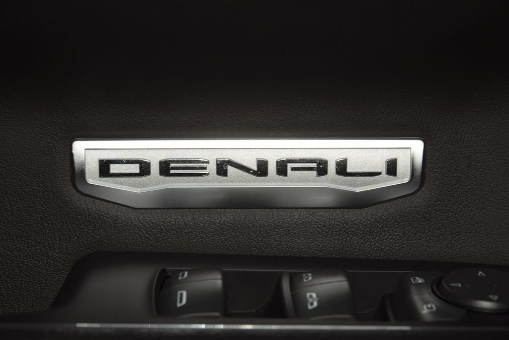 Used 2022 GMC Sierra 1500 Denali w/ Technology Package AWD/4WD image 52