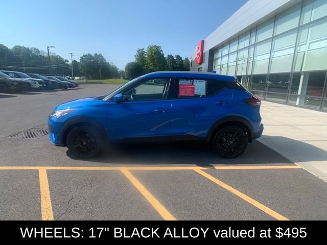 Certified 2023 Nissan Kicks SV FWD image 3