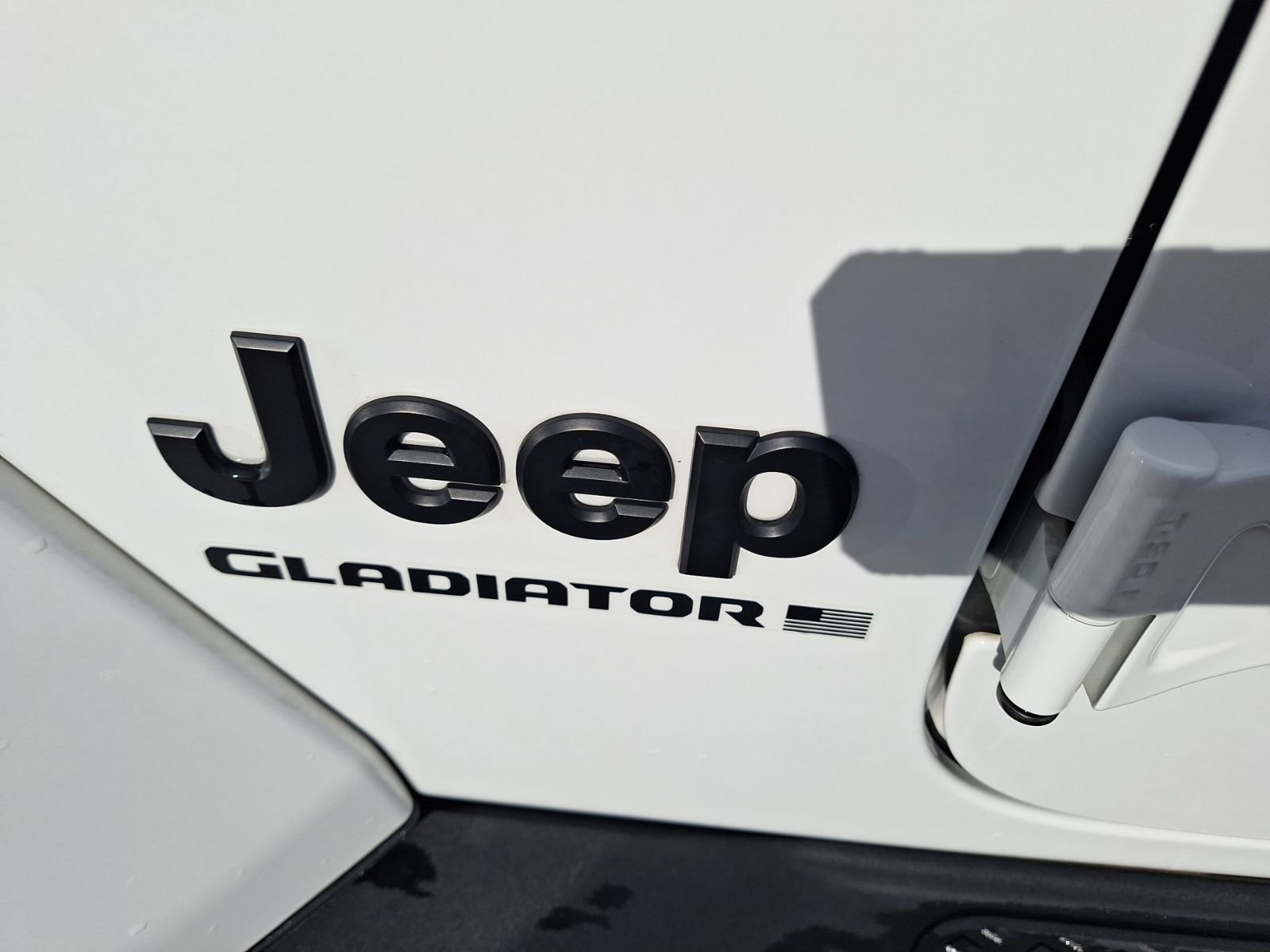 Used 2023 Jeep Gladiator Overland image 13
