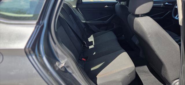 Used 2019 Volkswagen Jetta S w/ Driver Assistance Package image 13