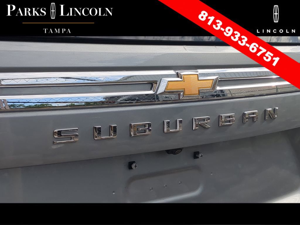Used 2024 Chevrolet Suburban LT w/ Luxury Package RWD image 15