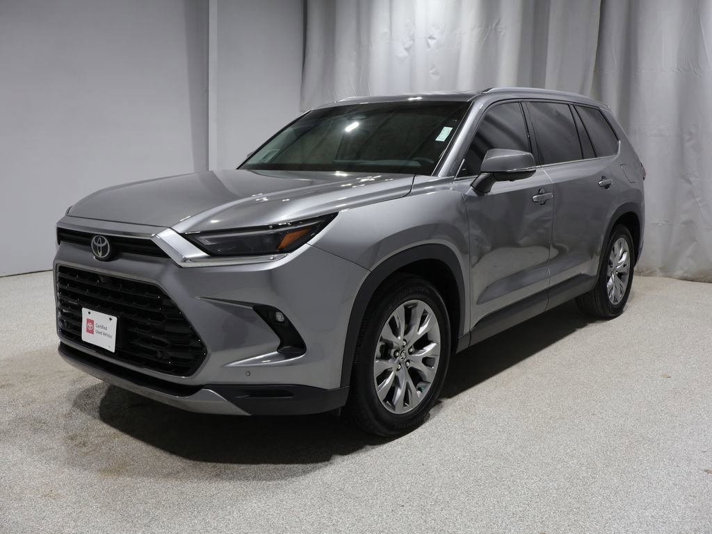 Certified 2025 Toyota Grand Highlander FWD image 6
