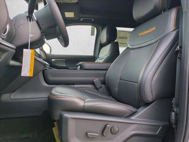 New 2026 Ford Expedition Tremor image 4