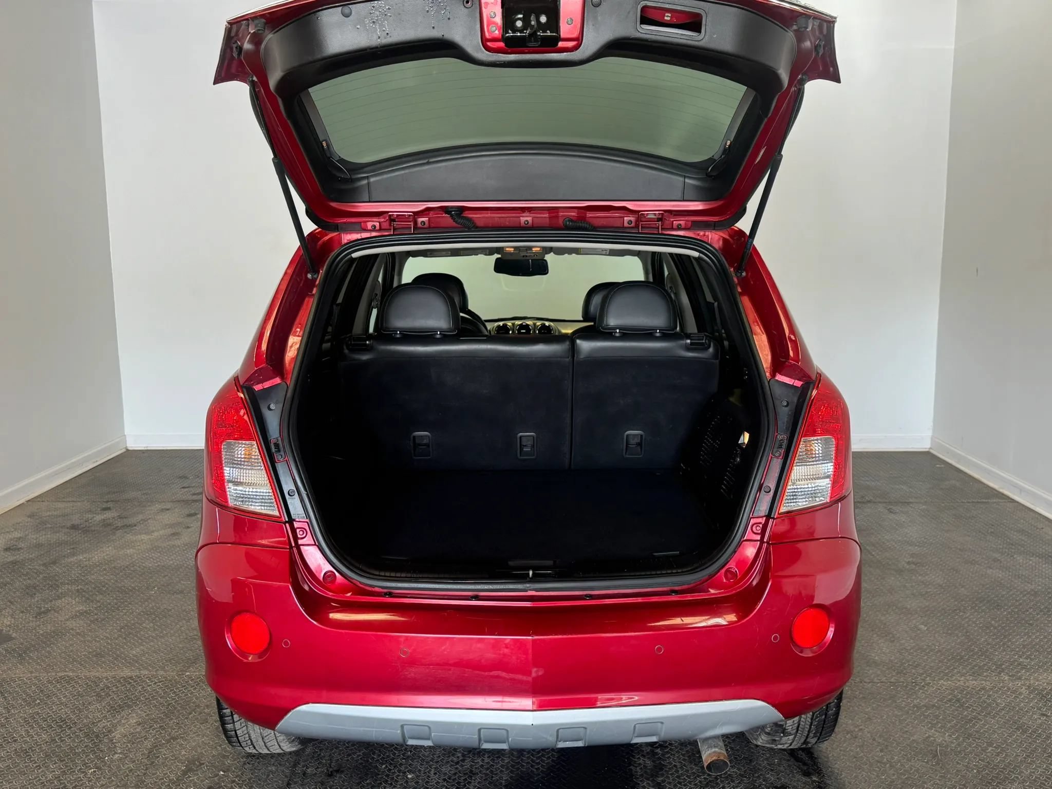 Used 2013 Chevrolet Captiva Sport LTZ FWD image 31