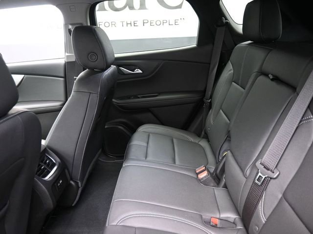 Used 2024 Chevrolet Blazer LT w/ LPO, Black Grille Bar Package image 22
