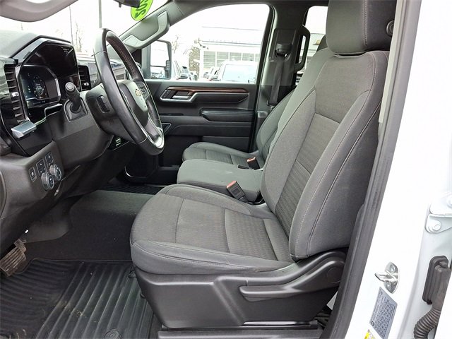 Used 2024 Chevrolet Silverado 2500 LT image 13