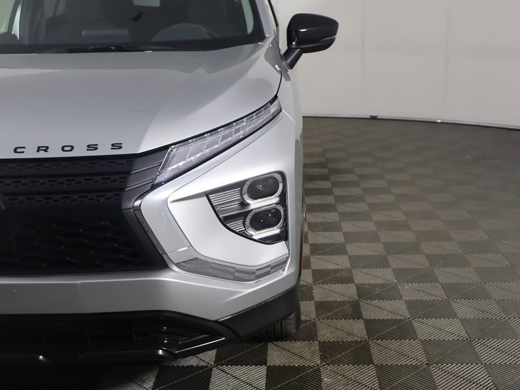 New 2025 Mitsubishi Eclipse Cross LE image 11