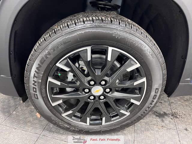 New 2026 Chevrolet Traverse LT w/ Sun and Wheel Package FWD image 19