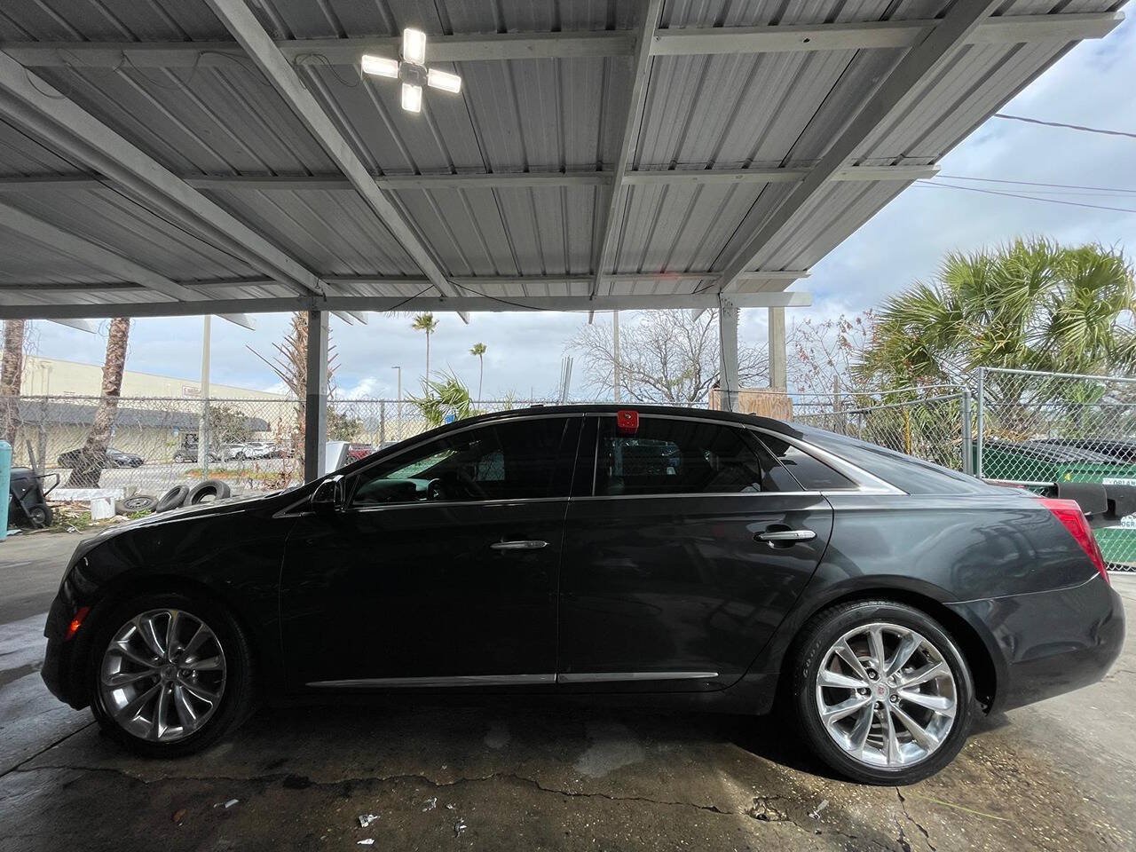 Used 2014 Cadillac XTS Luxury w/ Driver Awareness Package AWD/4WD image 20