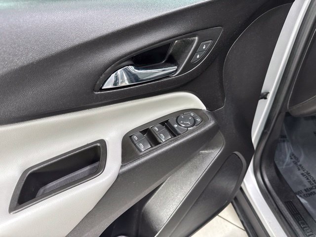 Used 2020 Chevrolet Equinox LS AWD/4WD image 9