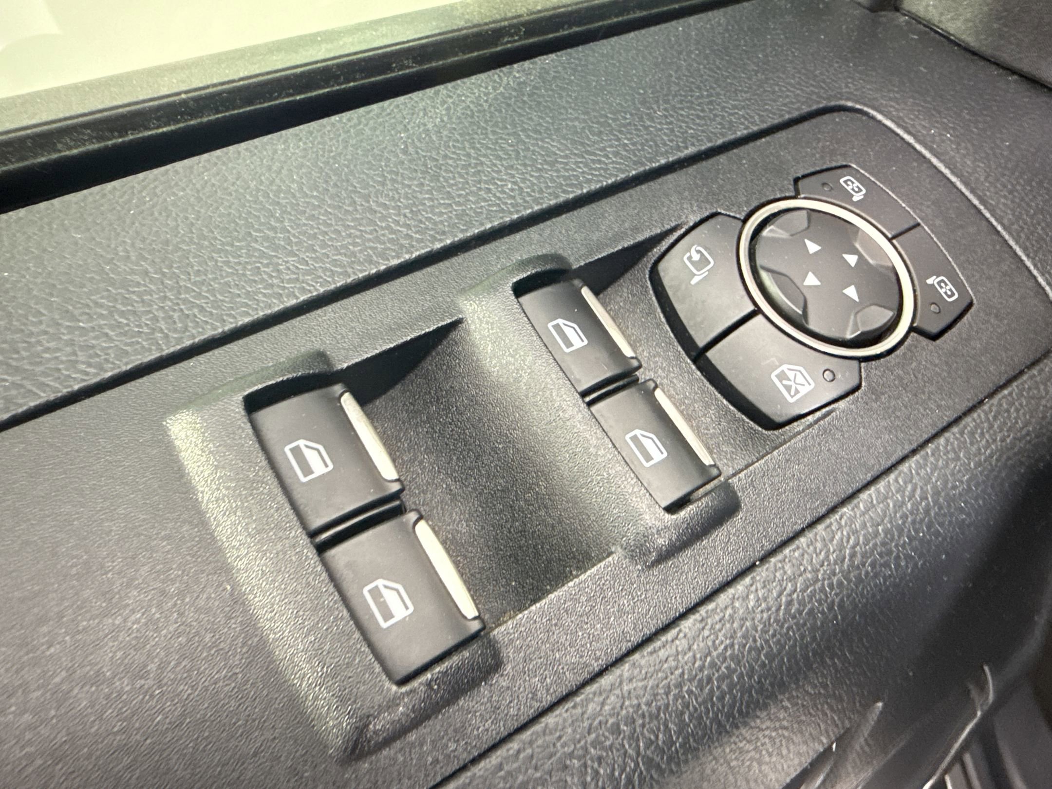 Used 2020 Ford F150 Raptor w/ Equipment Group 802A Luxury image 12