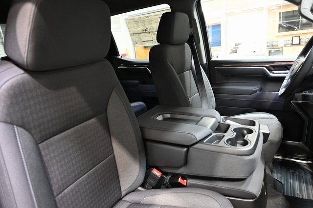 New 2026 Chevrolet Silverado 1500 LT image 9