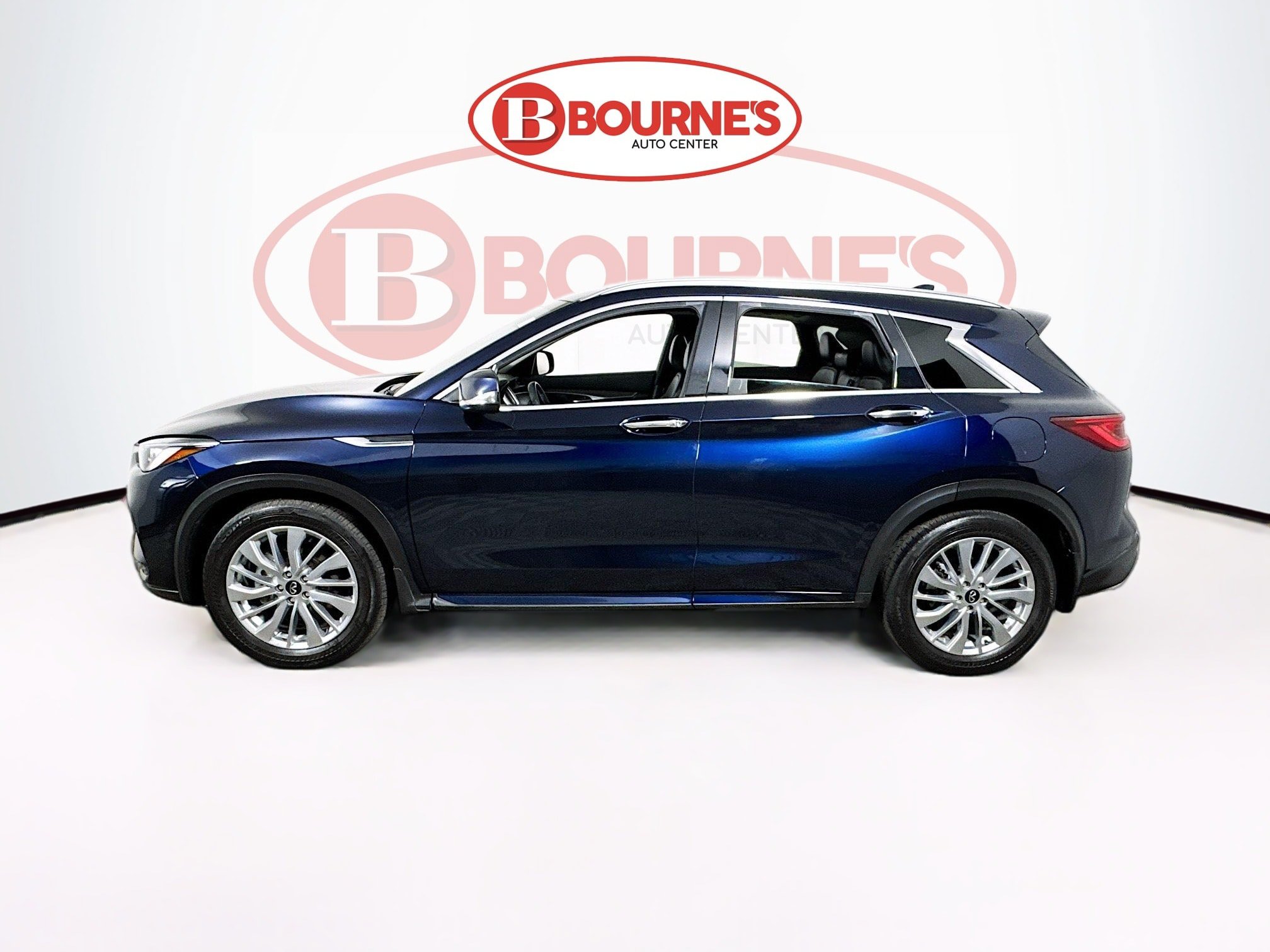 Used 2023 INFINITI QX50 Luxe AWD/4WD image 7