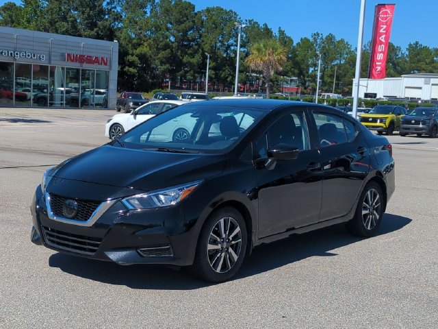Used 2021 Nissan Versa SV FWD image 7